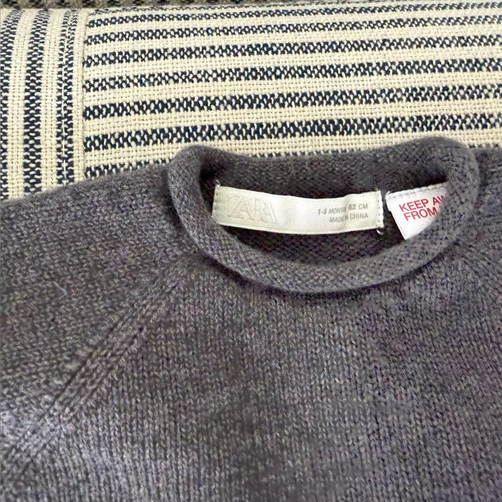 Zara Baby Onesies and Sweaters Bundle - Picture 4 of 5